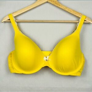 Victoria’s Secret yellow Body by Victoria Lined Perfect Coverage bra, 36DD.